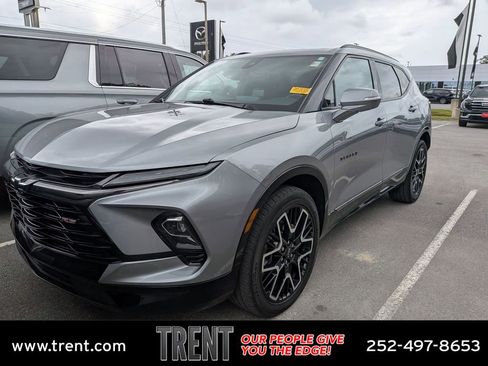 Used 2023 Chevrolet Blazer RS w/ Driver Confidence II Package FWD image 1