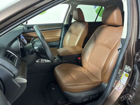 Used 2019 Subaru Outback 2.5i Touring AWD/4WD image 26