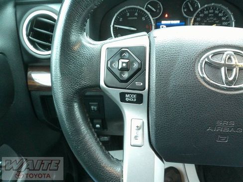 Used 2017 Toyota Tundra Limited image 16