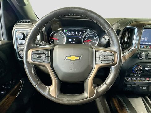 Used 2022 Chevrolet Silverado 3500 High Country w/ Z71 Off-Road Package AWD/4WD image 16