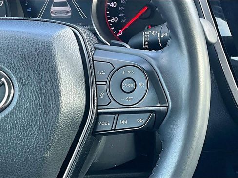 Used 2022 Toyota Camry XSE image 24