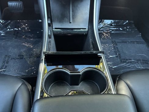 Used 2018 Tesla Model 3 Mid Range RWD image 16