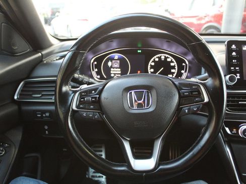 Used 2019 Honda Accord Sport image 15