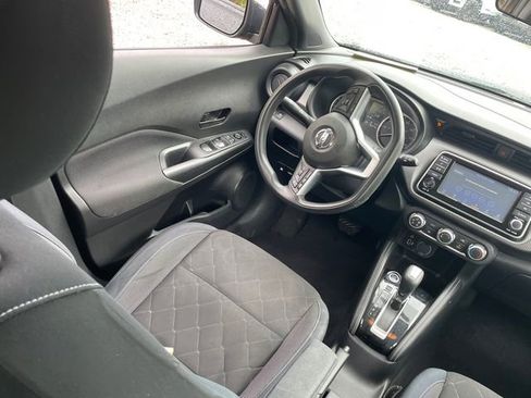 Used 2018 Nissan Kicks S FWD image 18