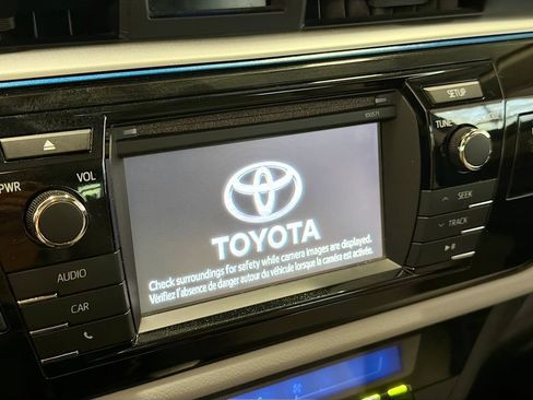 Used 2016 Toyota Corolla LE FWD image 11