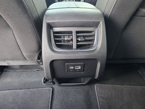 Used 2025 Chevrolet Blazer LT FWD image 30