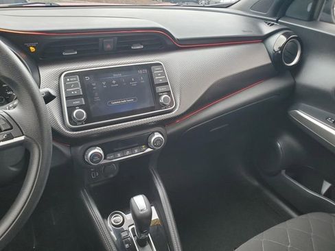 Used 2020 Nissan Kicks SV image 20