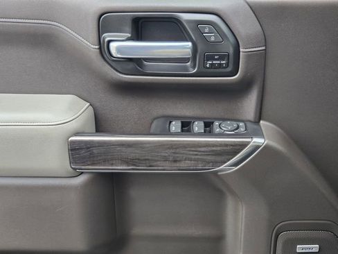 Used 2020 Chevrolet Silverado 1500 LTZ w/ LTZ Premium Package image 23