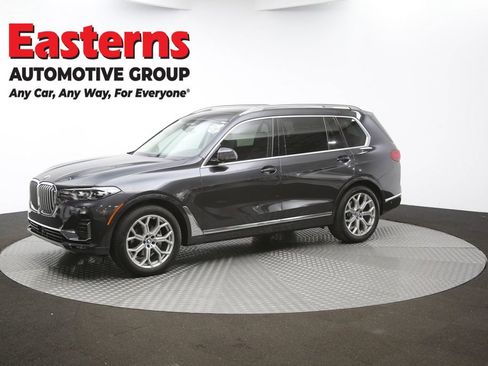 Used 2022 BMW X7 xDrive40i w/ Premium Package image 57