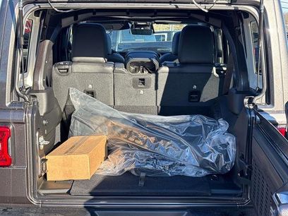 New 2026 Jeep Wrangler Unlimited Rubicon