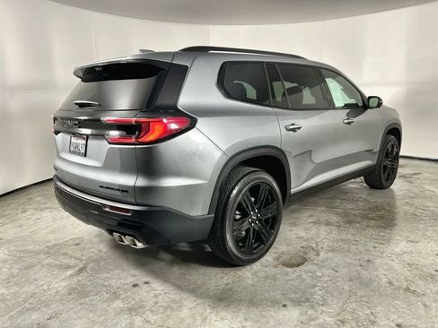 Used 2026 GMC Acadia Elevation w/ Black Edition image 8