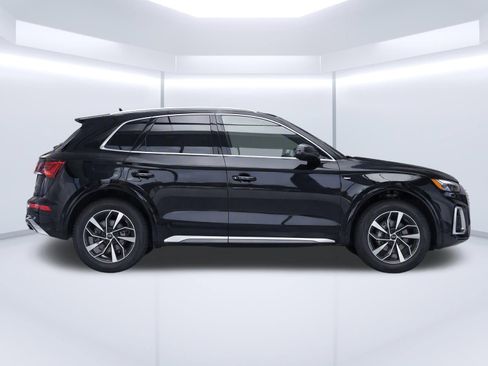 Used 2023 Audi Q5 2.0T Premium Plus w/ Premium Plus Package AWD/4WD image 8
