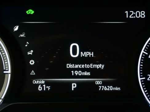 Used 2023 Toyota Venza XLE AWD/4WD image 26