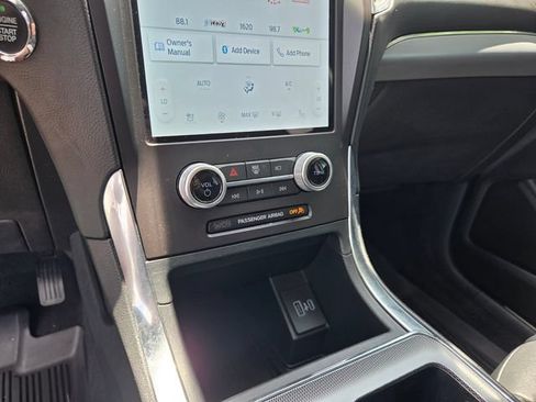 Used 2021 Ford Edge Titanium FWD image 24
