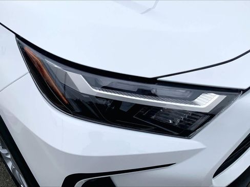 New 2025 Toyota RAV4 LE image 13