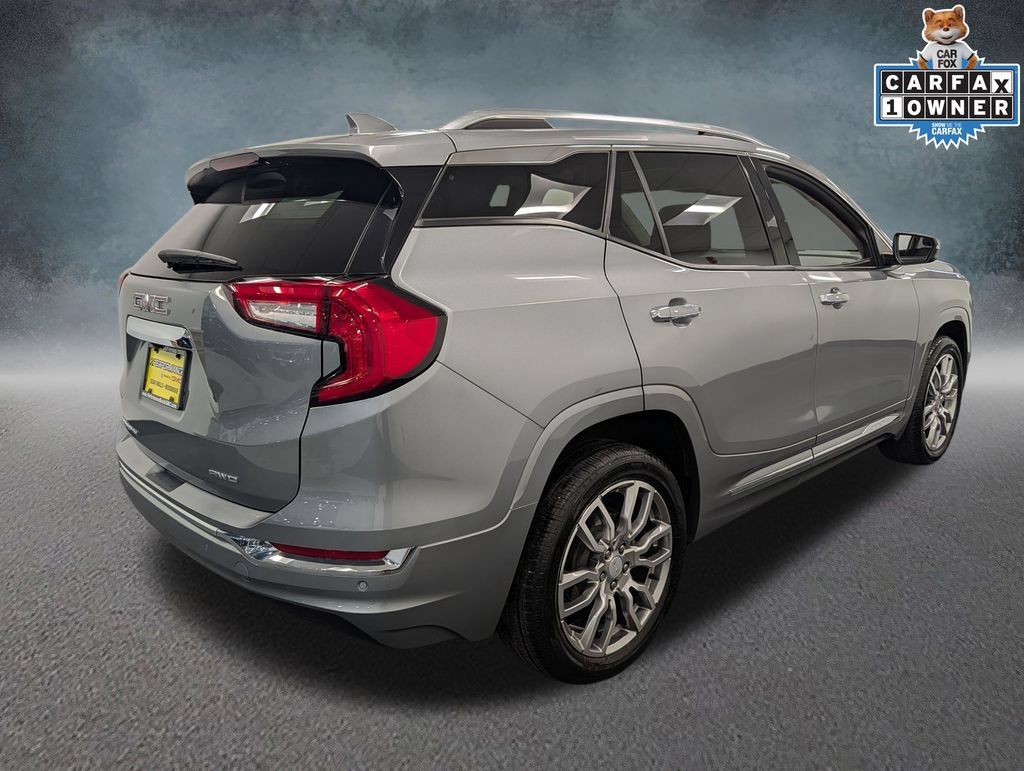 Used 2023 GMC Terrain Denali AWD/4WD image 4