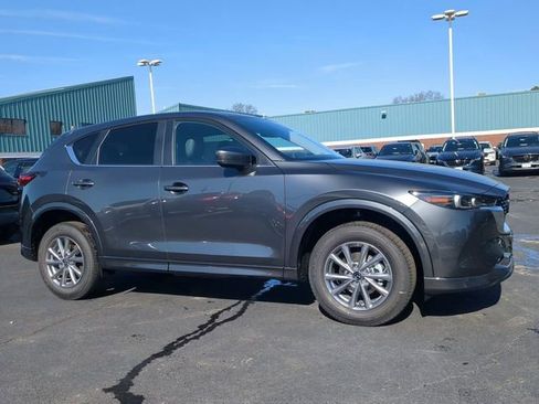New 2025 MAZDA CX-5 AWD 2.5 S w/ Preferred Package image 2