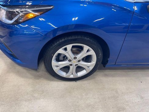 Used 2018 Chevrolet Cruze Premier image 7