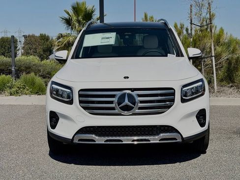 New 2026 Mercedes-Benz GLB 250 image 5