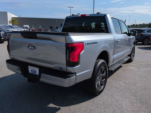 Used 2025 Ford F150 Lightning Flash AWD/4WD image 4
