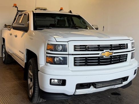 Used 2015 Chevrolet Silverado 1500 LT w/ Custom Sport Edition image 4