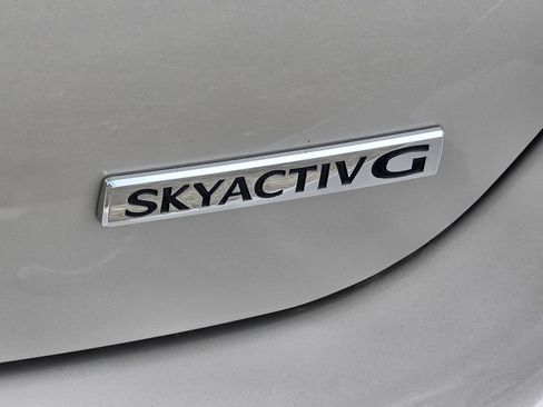 Used 2024 MAZDA MAZDA3 s FWD image 26
