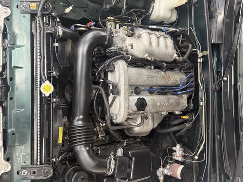 Used 2000 MAZDA MX-5 Miata image 14