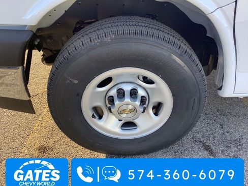 New 2024 Chevrolet Express 3500 w/ Power Convenience Package RWD image 16