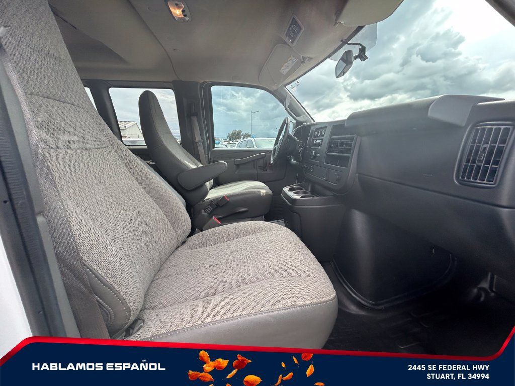 Used 2023 GMC Savana 2500 RWD image 14