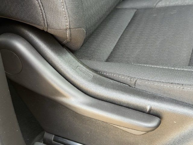 Used 2025 Chevrolet Silverado 1500 Custom RWD image 25