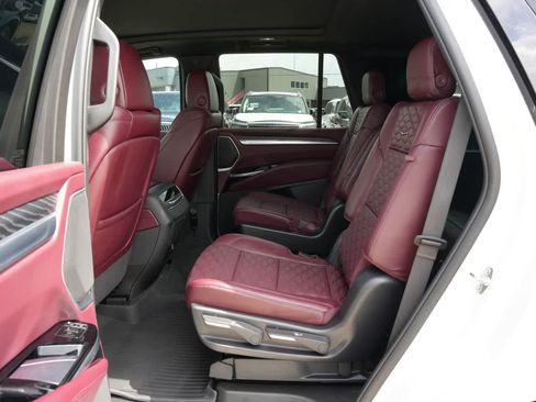 Used 2025 Cadillac Escalade Sport w/ Touring Package AWD/4WD image 17