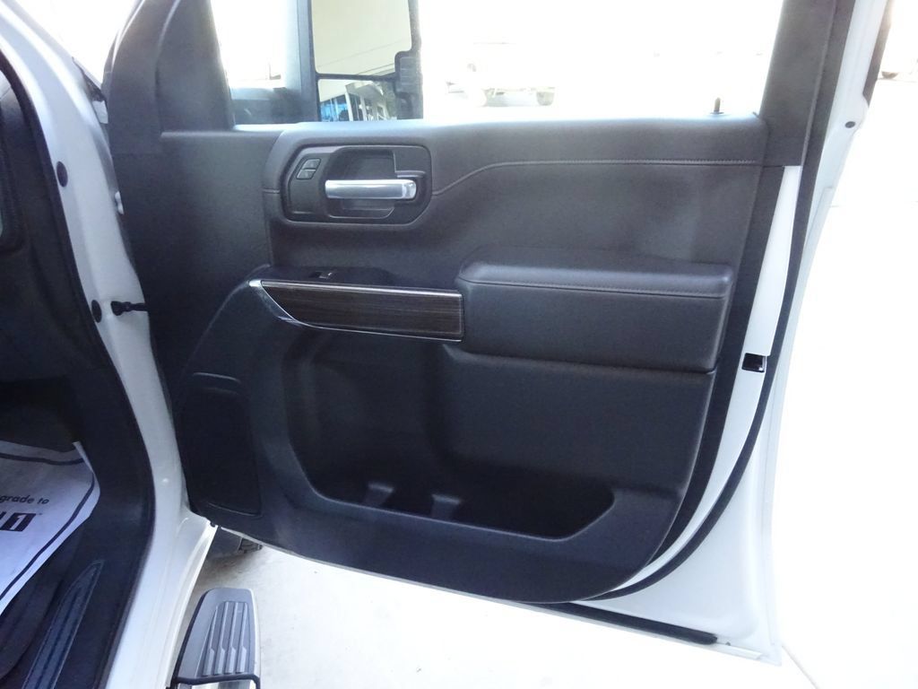 Certified 2023 Chevrolet Silverado 2500 LT AWD/4WD image 30