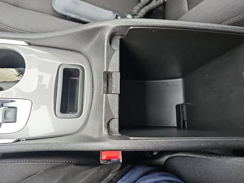 Used 2025 Chevrolet Malibu LT FWD image 38