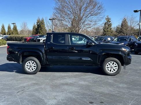 Used 2024 Toyota Tacoma SR5 image 3