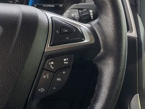 Used 2022 Ford Edge SEL image 19