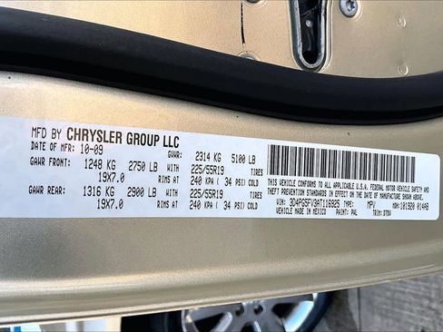 Used 2010 Dodge Journey SXT w/ Navigation & Sound Group I image 34