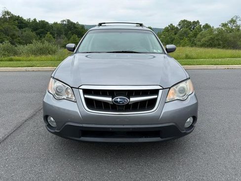 Used 2009 Subaru Outback 2.5i Limited AWD/4WD image 2