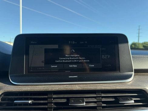 Used 2020 Kia Telluride EX w/ EX Premium Package AWD/4WD image 17