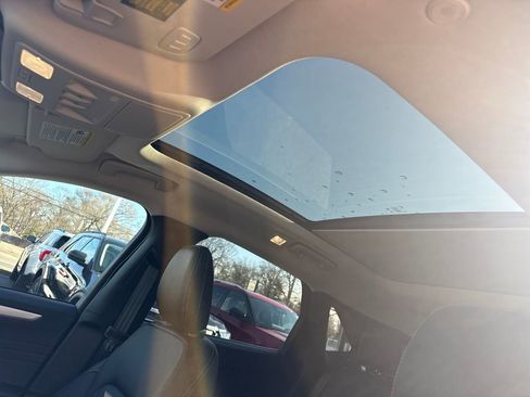 Used 2025 Ford Escape Platinum w/ Premium Technology Package image 26