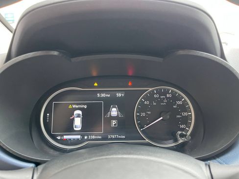 Used 2025 Nissan Versa SV FWD image 39