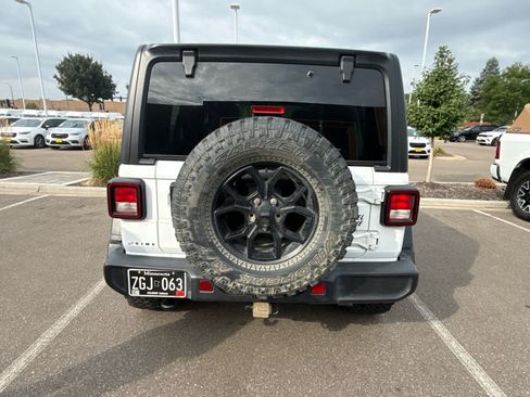 Used 2024 Jeep Wrangler Unlimited Sport AWD/4WD image 6