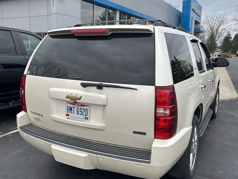 Used 2010 Chevrolet Tahoe LTZ image 9