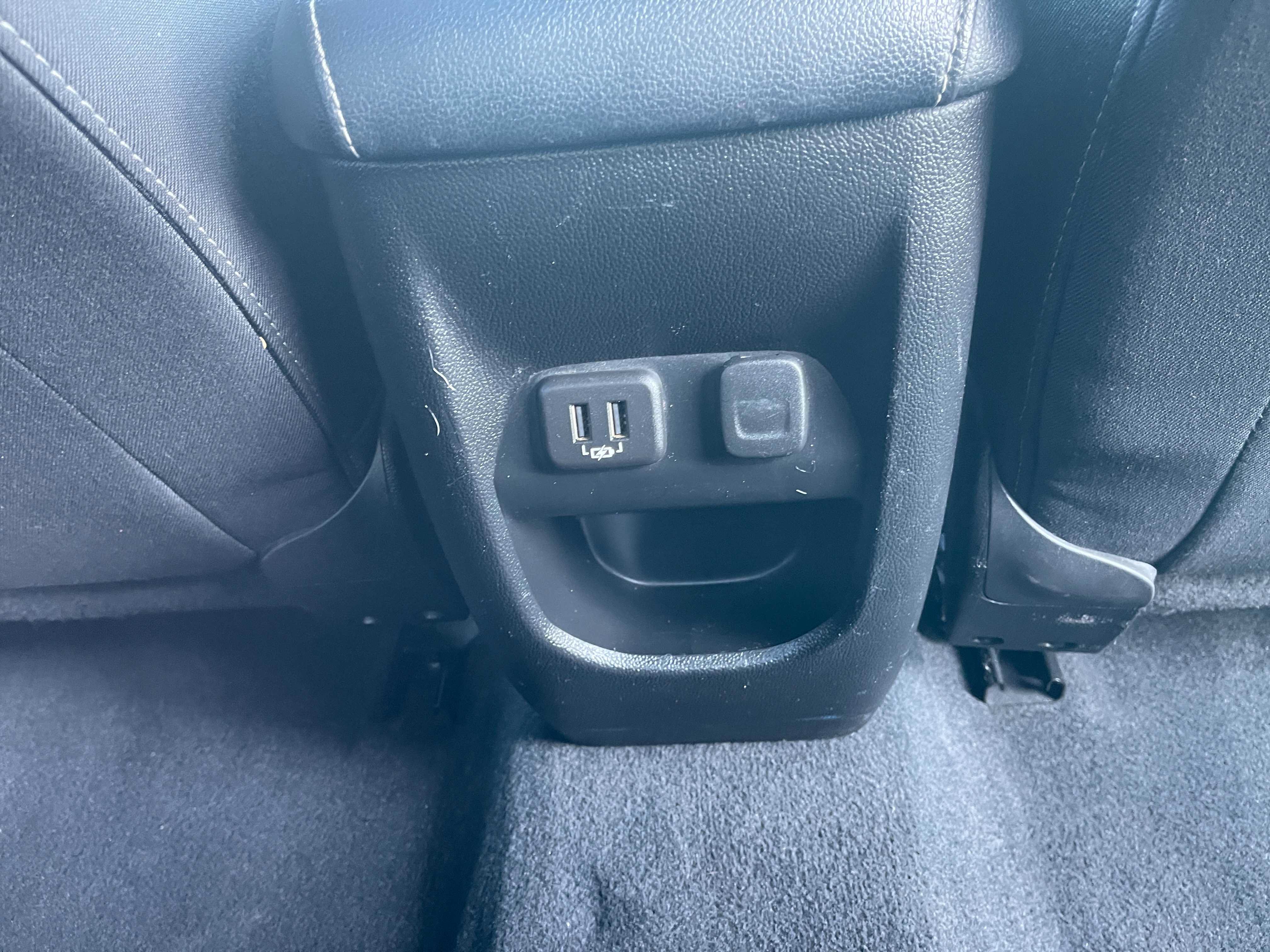 Used 2021 Chevrolet Colorado LT AWD/4WD image 15