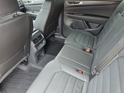 New 2026 Volkswagen Atlas Cross Sport SEL R-Line image 21