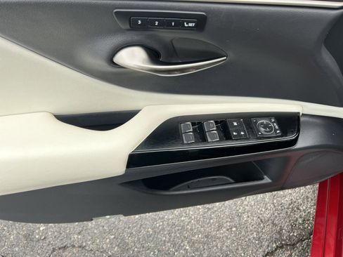 Used 2023 Lexus ES 350 F Sport image 15