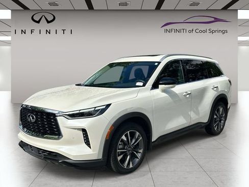Used 2023 INFINITI QX60 Luxe w/ Cargo Package AWD/4WD image 3