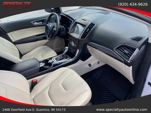 Used 2018 Ford Edge Titanium w/ Technology Package AWD/4WD image 20