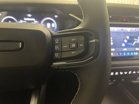 New 2026 Jeep Cherokee Overland image 11