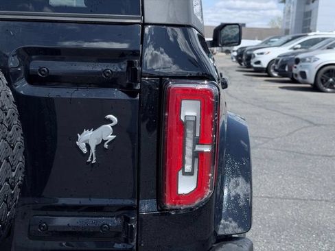Used 2023 Ford Bronco Outer Banks AWD/4WD image 8