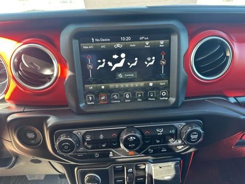 Used 2020 Jeep Gladiator Rubicon image 20